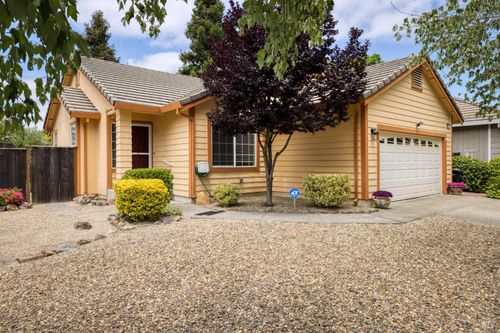 355 Sugar Maple Ln, Windsor, CA, 95492-7107 | Card Image