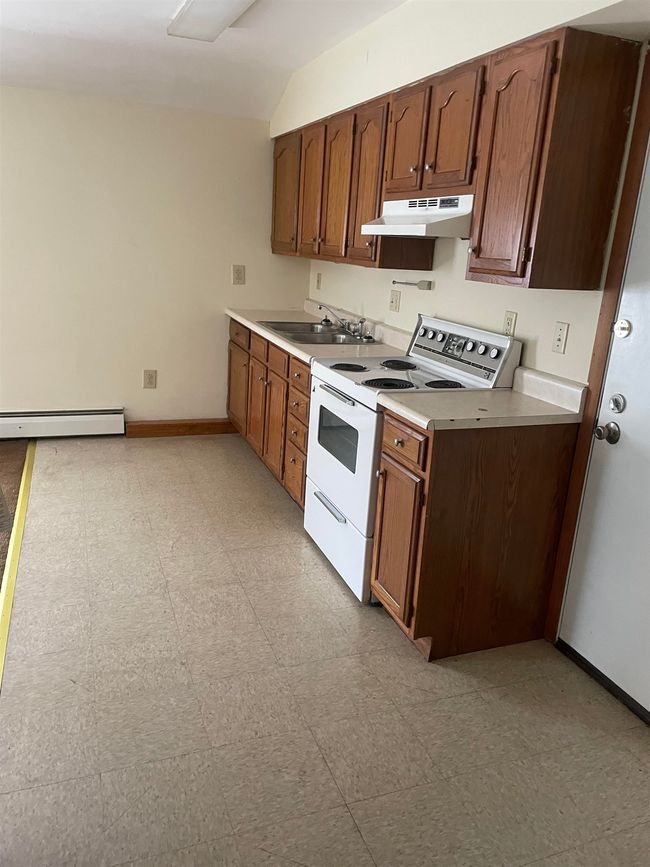 38 Cottage St, Home with 0 bedrooms, 0 bathrooms and null parking in Rutland VT | Image 13
