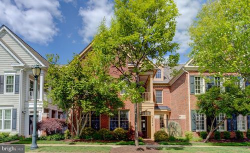 904 Oak Knoll Ter, ROCKVILLE, MD, 20850-7738 | Card Image