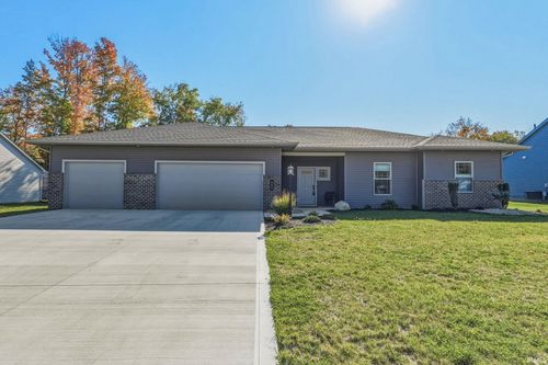 988 E Hawthorn Ln, Columbia City, IN, 46725-1932 | Card Image