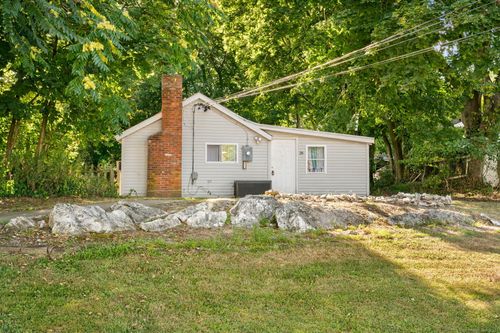 28 Brook St, Norwich, CT, 06360-3708 | Card Image