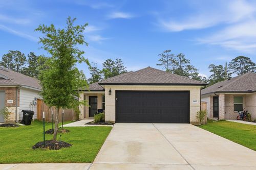 16687 Sterling Cliff St, Conroe, TX, 77302-1537 | Card Image