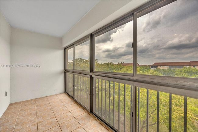 APT-403C - 12551 Sw 16 Th Ct, Condo with 2 bedrooms, 2 bathrooms and null parking in Pembroke Pines FL | Image 21