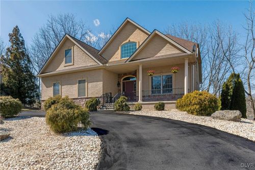 1908 Cherry Ave, Forks Twp, PA, 18040-8152 | Card Image