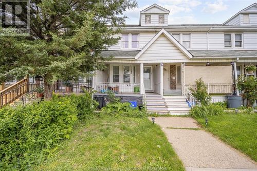 1142 Mercer St, Windsor, ON, N9A1N9 | Card Image