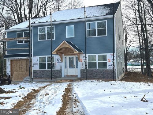 2718 C Ave, LEVITTOWN, PA, 19056-3314 | Card Image