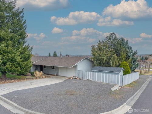 914 Roosevelt Boulevard, Ephrata, WA, 98823 | Card Image