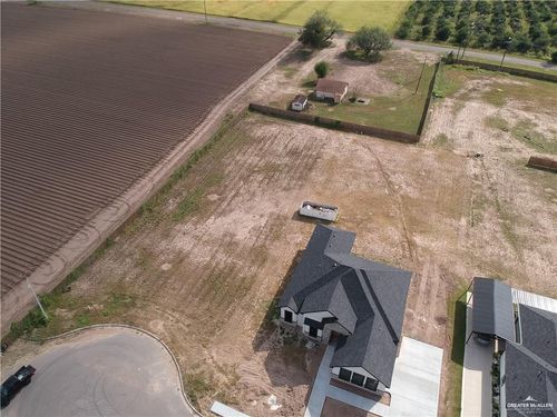 1206 Emmanuel Dr, San Juan, TX, 78589-1700 | Card Image