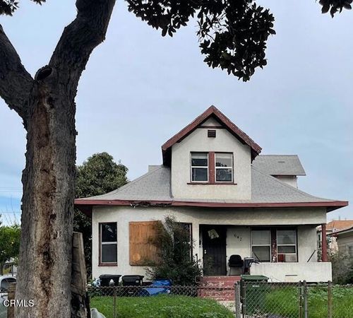 647 E 50th St, Los Angeles, CA, 90011-4015 | Card Image