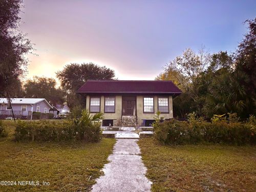 5609 County Road 352, KEYSTONE HEIGHTS, FL, 32656-7742 | Card Image