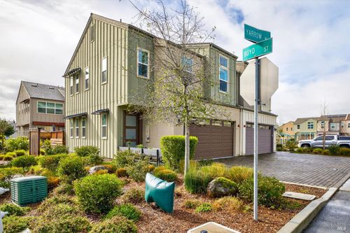 48 Yarrow Way, Santa Rosa, CA, 95407-5844 | Card Image