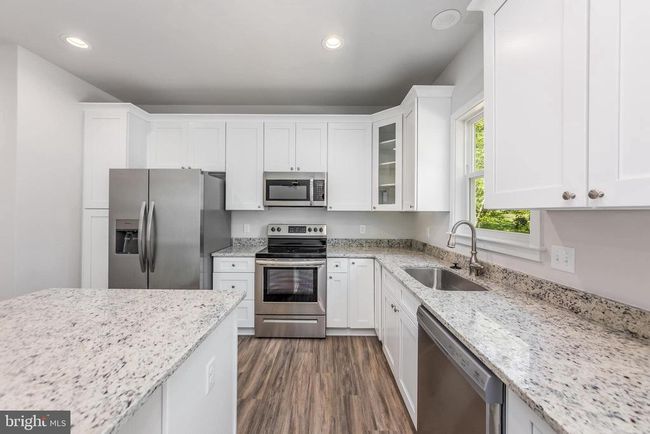 726 Lakeview Pkwy, House other with 4 bedrooms, 3 bathrooms and null parking in LOCUST GROVE VA | Image 15
