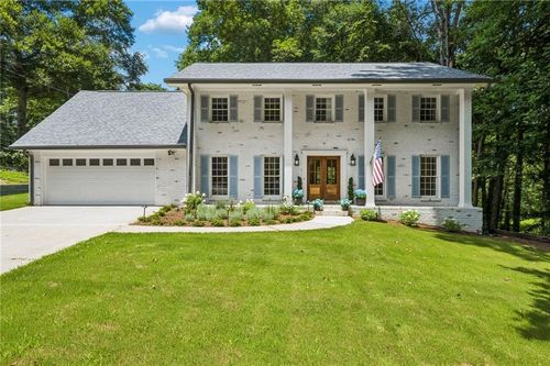 2034 Starfire Dr Ne, Atlanta, GA, 30345-3976 | Card Image