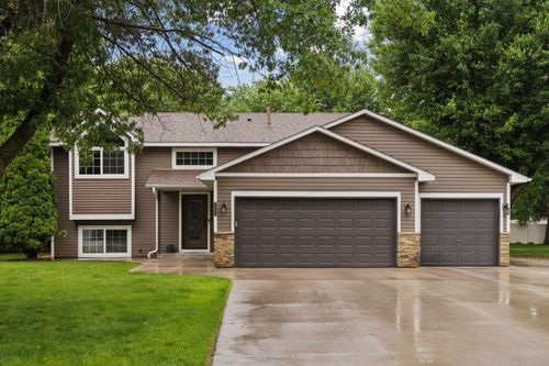 7275 Heather Ct N, Lino Lakes, MN, 55014-1172 | Card Image