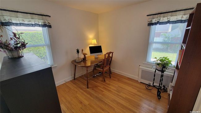 34 Evergreen Ln, House other with 4 bedrooms, 1 bathrooms and null parking in New Hyde Park NY | Image 18