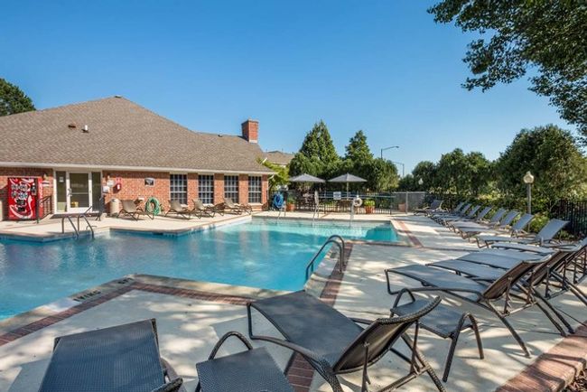 APT-1124 - 1630 Lincoln Meadows Cir, Condo with 2 bedrooms, 2 bathrooms and 2 parking in Schaumburg IL | Image 28