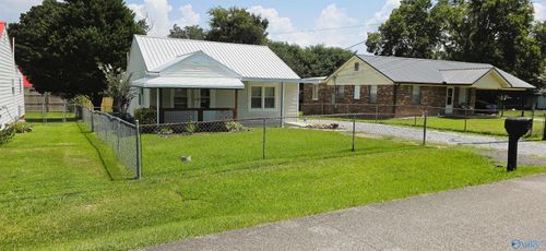 1820 Mount Zion Ave, Gadsden, AL, 35904-4535 | Card Image