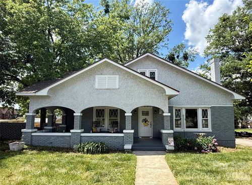 2709 N Main Ave, Newton, NC, 28658-2731 | Card Image