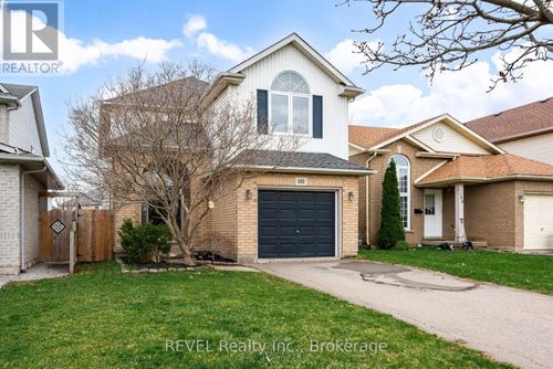 152 Summers Drive, Thorold (Confederation Heights), ON, L2V5A1 | Card Image