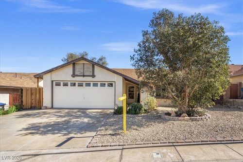 465 Annapolis Cir, Henderson, NV, 89015-7868 | Card Image