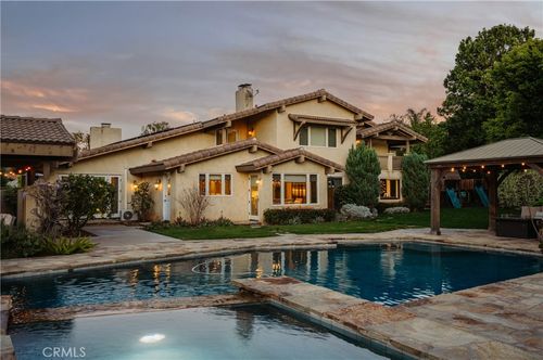 18162 Stratford Circle, Villa Park, CA, 92861 | Card Image