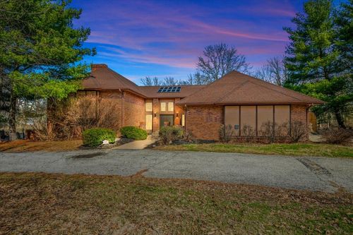 2551 E Lake Shore Dr, Springfield, IL, 62712-5501 | Card Image