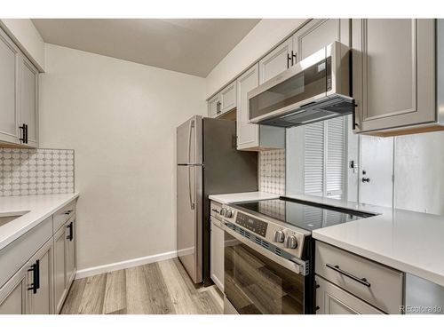 22h-5995 W Hampden Ave, Denver, CO, 80227-5417 | Card Image