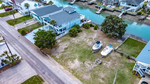 311 55th Ave N, North Myrtle Beach, SC, 29582-1335 | Card Image