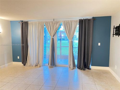 apt-101-6800 Cypress Rd, Plantation, FL, 33317-3041 | Card Image