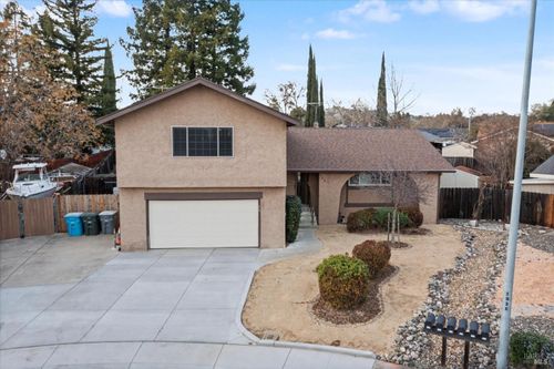 448 Corte Lagos, Vacaville, CA, 95688-2115 | Card Image