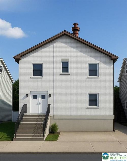 212 Quarry St, Whitehall, PA, 18052-5913 | Card Image