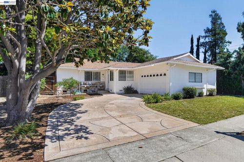 3436 Thunderbird Dr, Concord, CA, 94520-1527 | Card Image