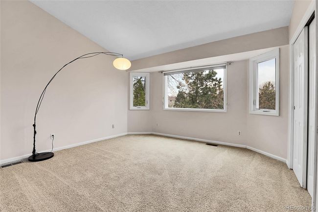 BEDROOM WITH VAULTED CEILING AND BAY WINDOW | Image 26