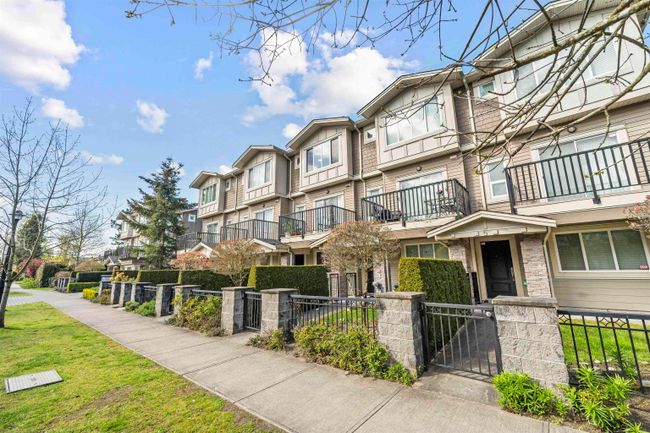 3 - 7051 Ash Street, Townhouse with 4 bedrooms, 2 bathrooms and 1 parking in Richmond BC | Image 2