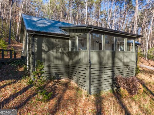 121 Waterfall Rd, Clarkesville, GA, 30523-9900 | Card Image