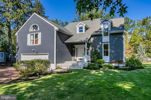 45 Willow Rd, LAWRENCEVILLE, NJ, 08648-1660 | Card Image