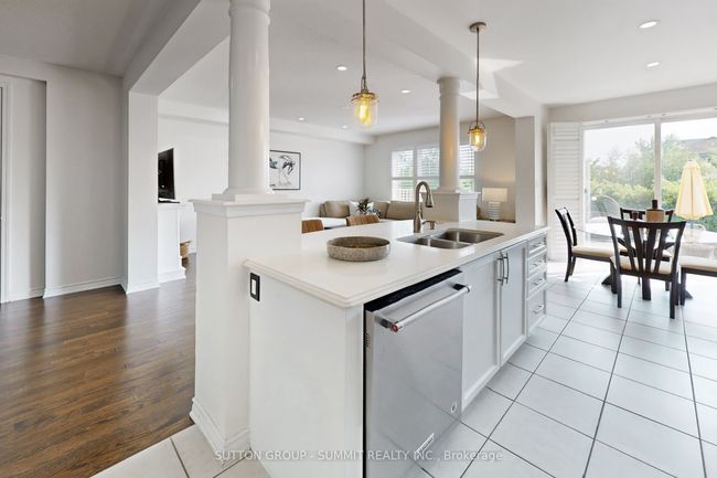1558 Clitherow St, House other with 4 bedrooms, 3 bathrooms and 1 parking in Milton ON | Image 14