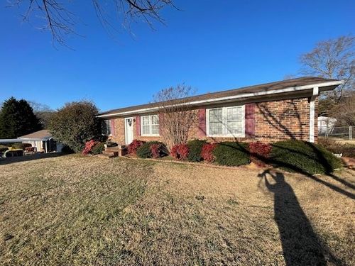 130 Tamlee St, Boiling Springs, SC, 29316-8560 | Card Image