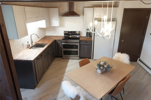 301-8500 Ryan Gulch Rd, SILVERTHORNE, CO, 80498-5245 | Card Image