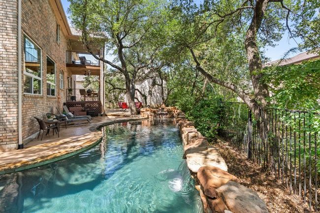 102 Cheerful Ct, House other with 4 bedrooms, 3 bathrooms and 6 parking in Lakeway TX | Image 35