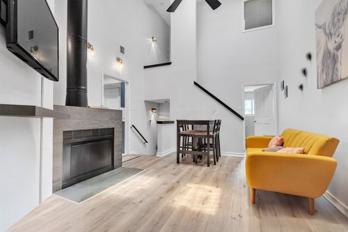 apt-209-2612 San Pedro St, Austin, TX, 78705-3932 | Card Image