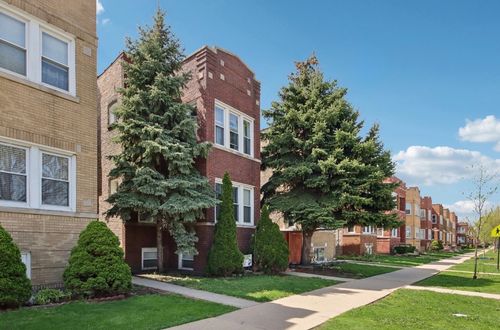 1-5309 W Henderson St, CHICAGO, IL, 60641-4132 | Card Image