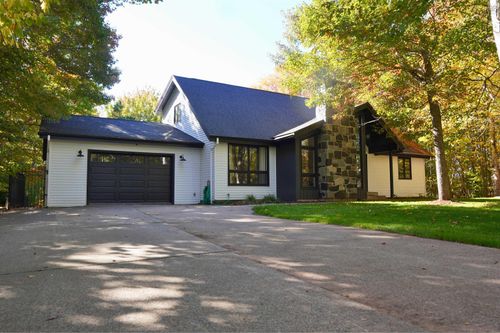 84 Second St, Lakeview, NS, B4C4C9 | Card Image