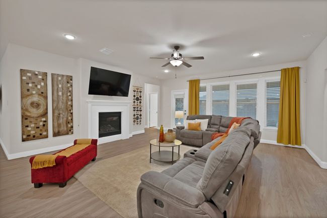 6012 Hightower St, House other with 5 bedrooms, 3 bathrooms and null parking in Aubrey TX | Image 22