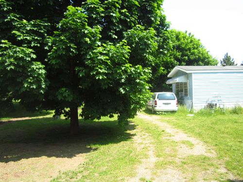 1984 Marlette Rd, Applegate, MI, 48401-9791 | Card Image
