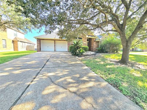 31 Crest Gate, Houston, TX, 77082-1534 | Card Image