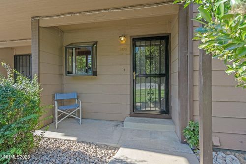 1420 Selmi Dr, Reno, NV, 89512-4704 | Card Image