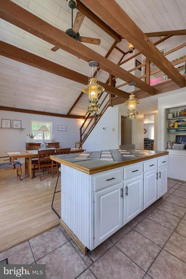 402 Swamp Rd, House other with 3 bedrooms, 2 bathrooms and null parking in MORGANTOWN PA | Image 10