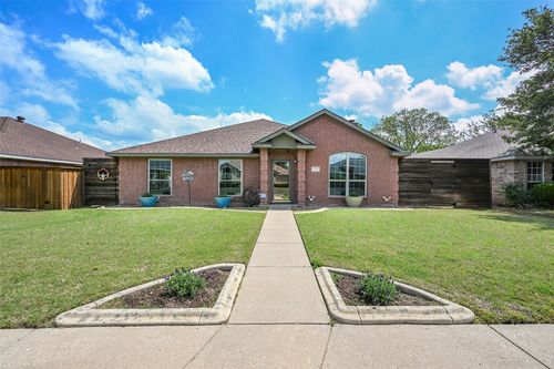 1224 Old Oak Drive, Cedar Hill, TX, 75104 | Card Image