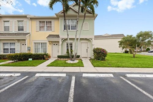 12 Whitehead Cir, Weston, FL, 33326-1177 | Card Image